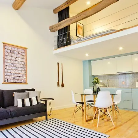 Oliveirinhas Apartamento *